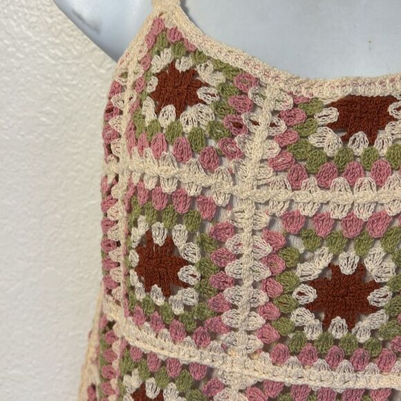 Pink Lily Sleeveless Crochet Mini Dress Small - Picture 4 of 5